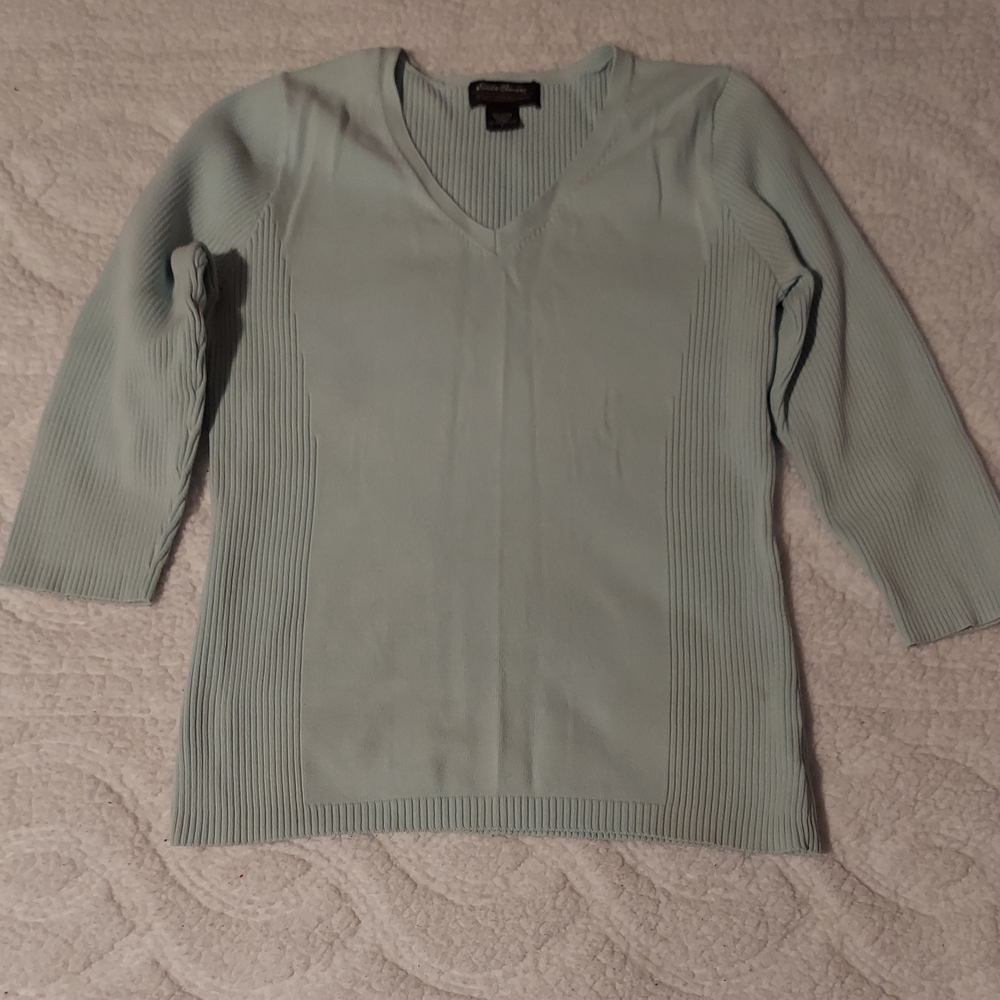 Eddie Bauer Women's V-Neck Sweater - Soft Green